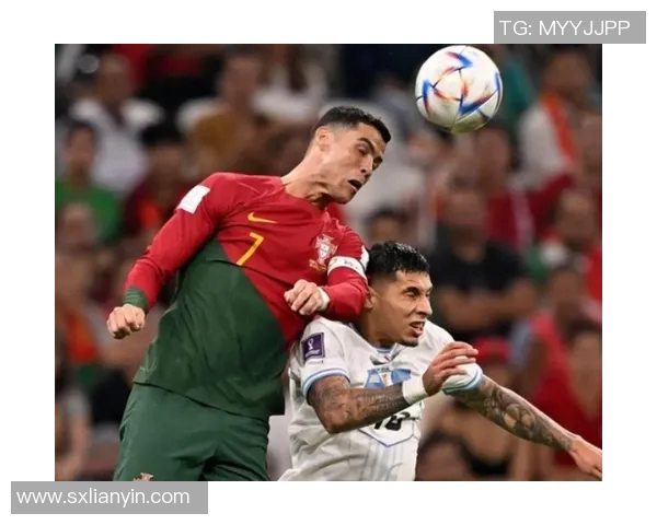 C罗领衔葡萄牙队迎战乌克兰欧预赛争夺激烈瞬间回顾 C罗领衔葡萄牙队迎战乌克兰欧预赛争夺激烈瞬间回顾